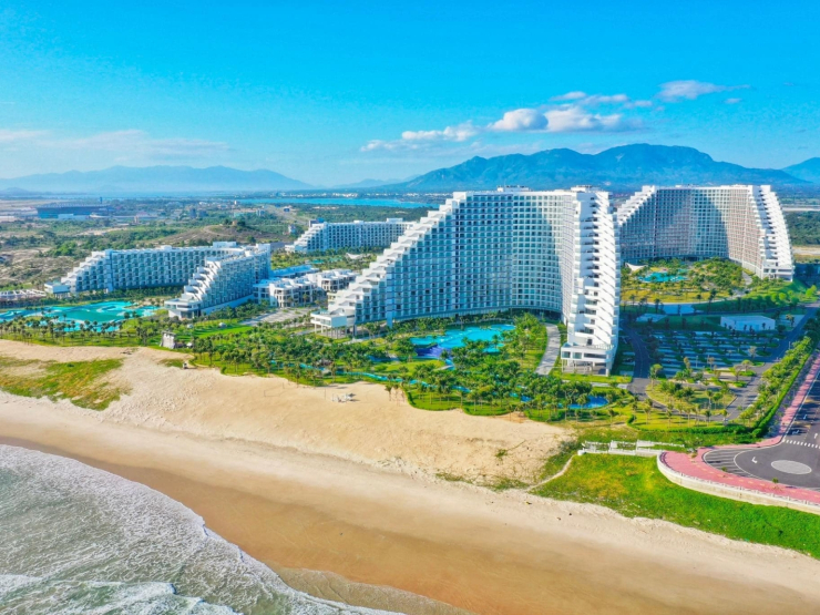 The Empyrean Resort Cam Ranh