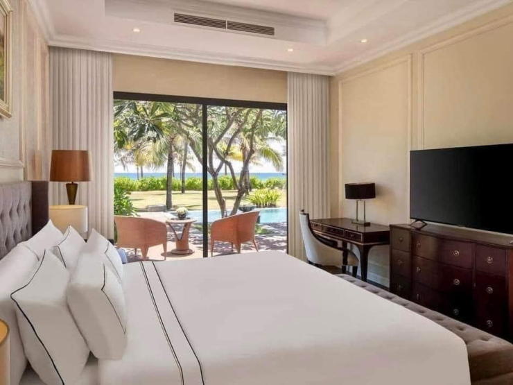 Melia Vinpearl Cam Ranh Beach Resort