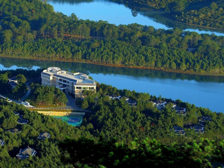 Đà Lạt Edensee Lake Resort & Spa 